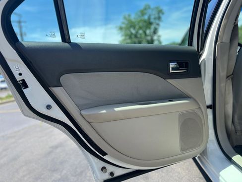 Used 2012 Ford Fusion S FWD image 26