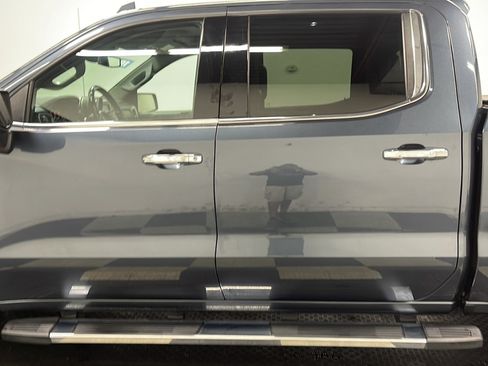 Used 2019 Chevrolet Silverado 1500 LTZ AWD/4WD image 12