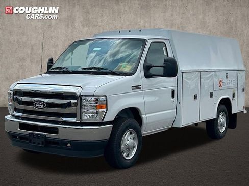 New 2026 Ford E-350 and Econoline 350 Super Duty w/ Power Equipment Group image 14