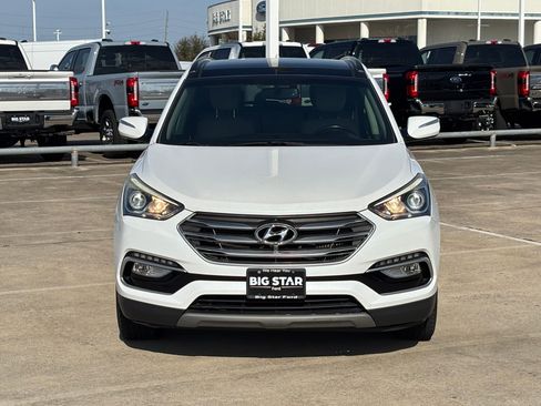 Used 2018 Hyundai Santa Fe Sport image 9