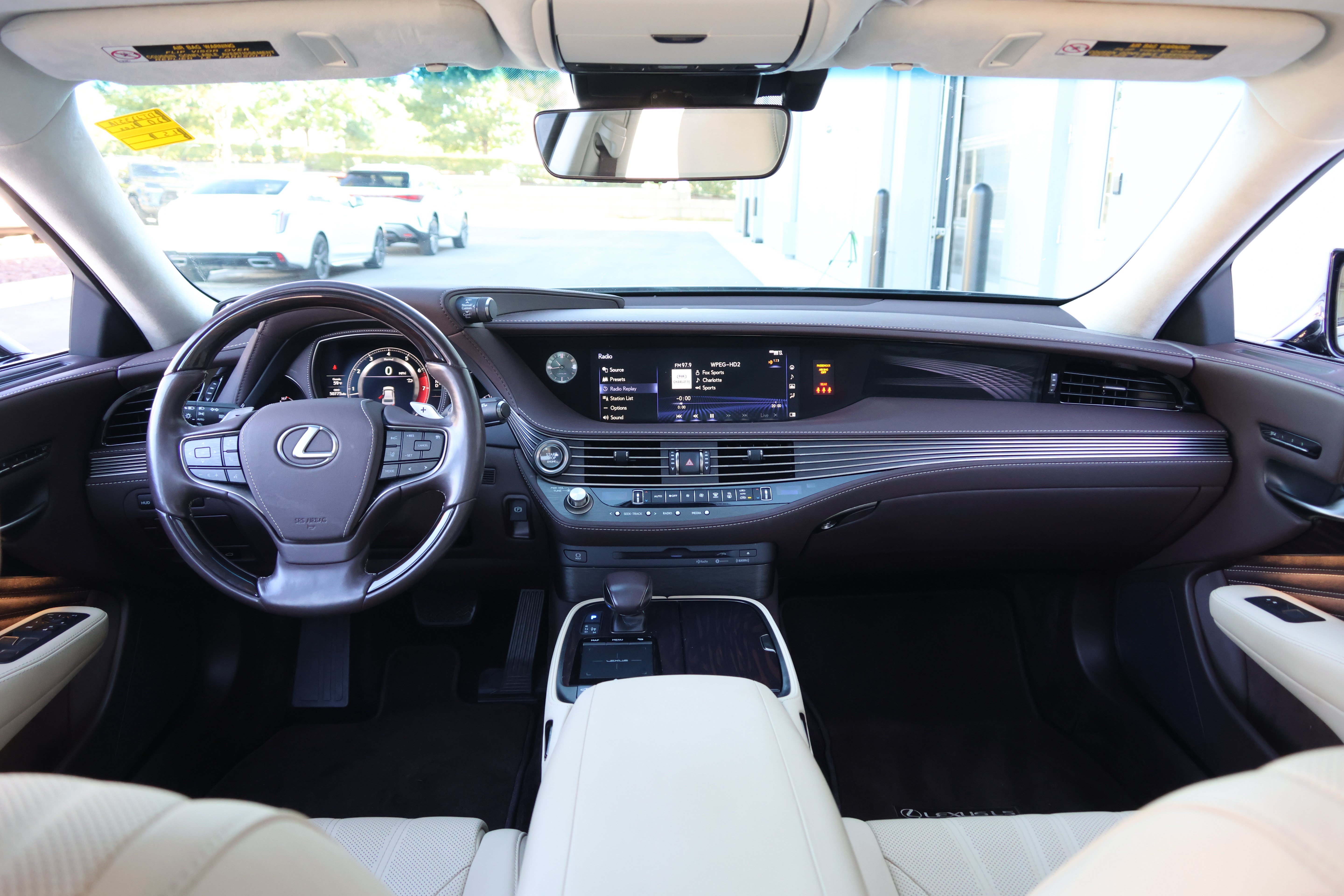 Used 2020 Lexus LS 500 w/ Interior Upgrade Package RWD image 29