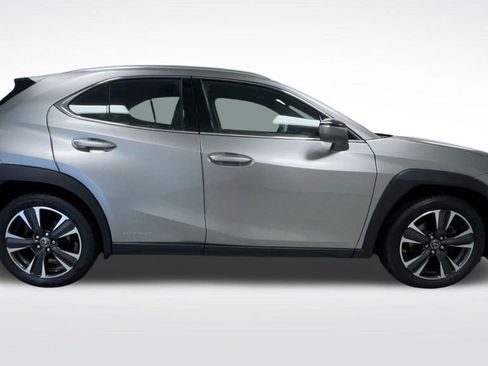 Used 2019 Lexus UX 250h image 9