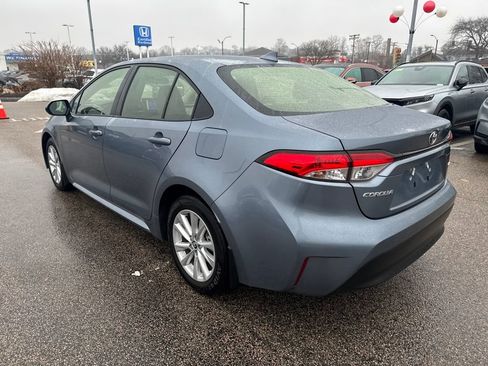 Used 2023 Toyota Corolla LE image 5
