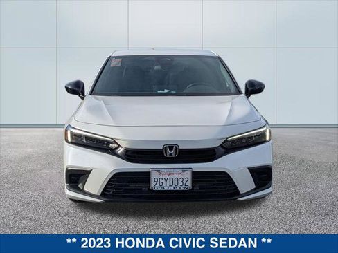 Used 2023 Honda Civic Sport image 8