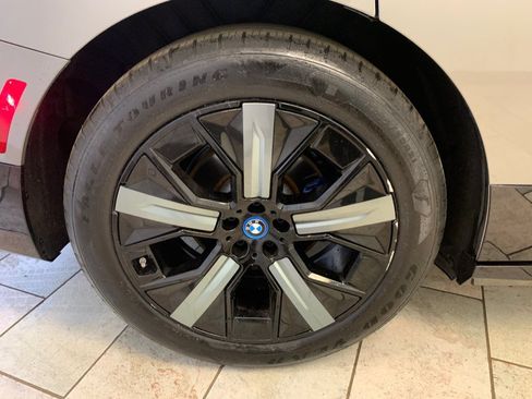 Used 2023 BMW iX M60 w/ Executive Package AWD/4WD image 12