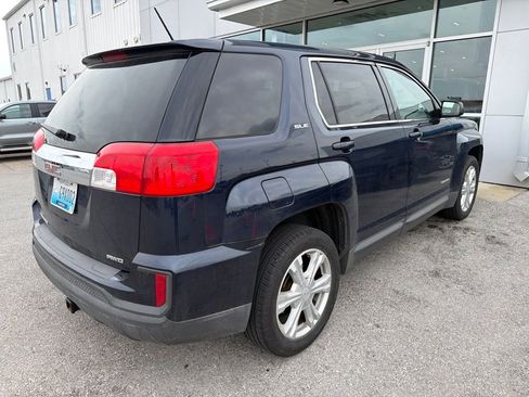 Used 2017 GMC Terrain SLE AWD/4WD image 3