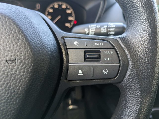 Used 2025 Honda HR-V LX image 22