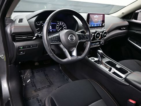 Used 2023 Nissan Sentra SR w/ Electronics Package FWD image 12