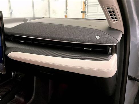 Used 2025 Ford Mustang Mach-E Premium RWD image 15
