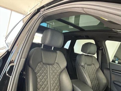 Certified 2025 Audi SQ5 Premium Plus w/ Premium Plus Package image 22