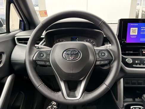 Used 2024 Toyota Corolla Cross AWD Hybrid image 15