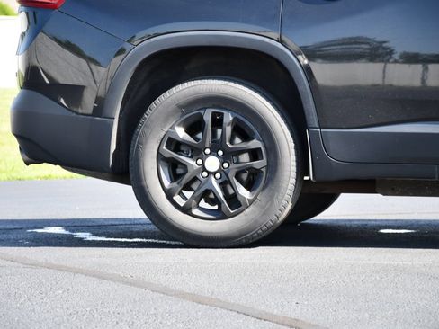 Used 2020 Chevrolet Traverse LT FWD image 10