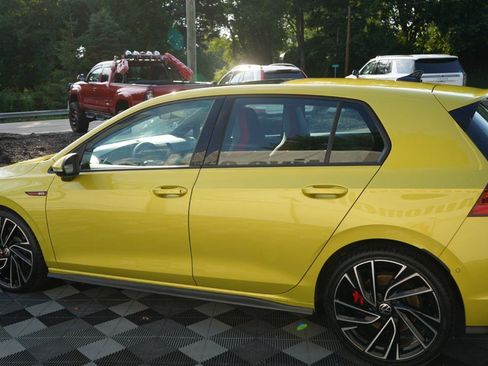 Used 2022 Volkswagen GTI Autobahn FWD image 11