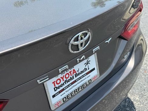 Used 2023 Toyota Camry SE FWD image 15