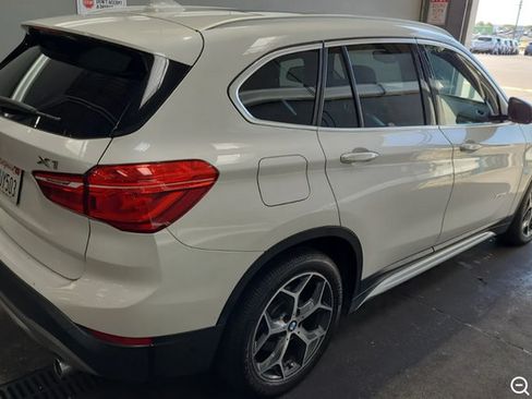 Used 2018 BMW X1 xDrive28i AWD/4WD image 2