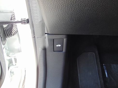 New 2026 Honda Accord LX image 19