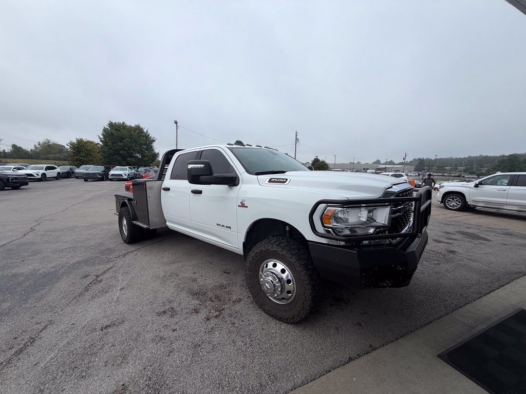 Used 2024 RAM 3500 Big Horn AWD/4WD image 2