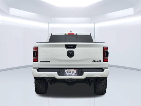 Used 2024 RAM 1500 Laramie AWD/4WD image 6