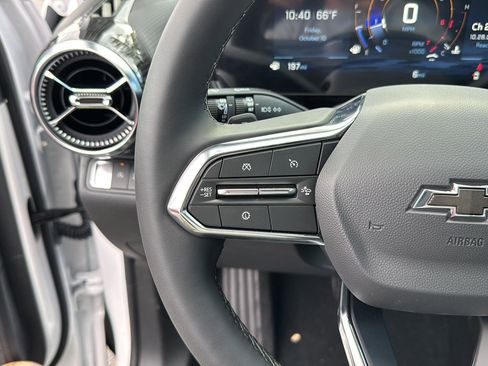 New 2026 Chevrolet Equinox LT w/ Convenience Package II image 18