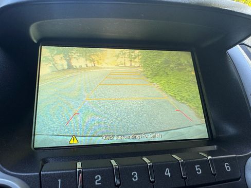 Used 2016 Chevrolet Equinox LT w/ Convenience Package FWD image 14