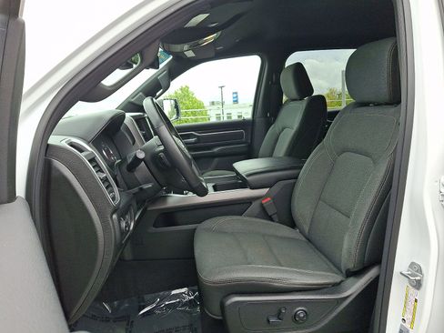 Used 2019 RAM 1500 Big Horn AWD/4WD image 13