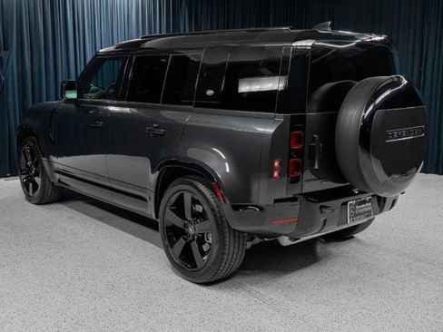 Used 2023 Land Rover Defender 110 X-Dynamic SE AWD/4WD image 6