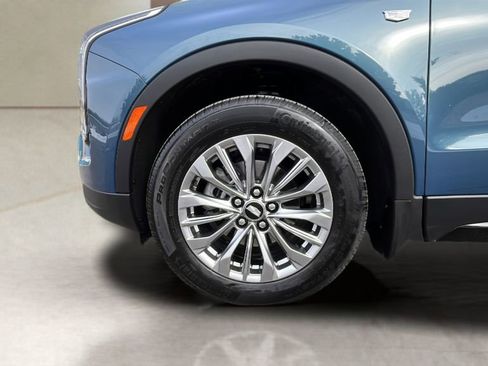 Certified 2024 Cadillac XT4 Premium Luxury image 19