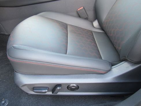 New 2026 Nissan Sentra SR FWD image 21
