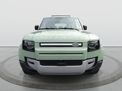 Used 2023 Land Rover Defender 110 75th Limited Edition image 3