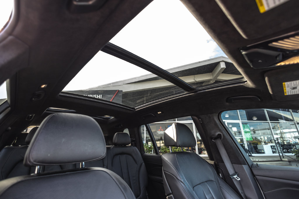 Used 2022 BMW X7 M50i AWD/4WD image 37