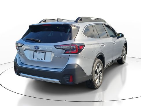 Certified 2022 Subaru Outback Limited image 6