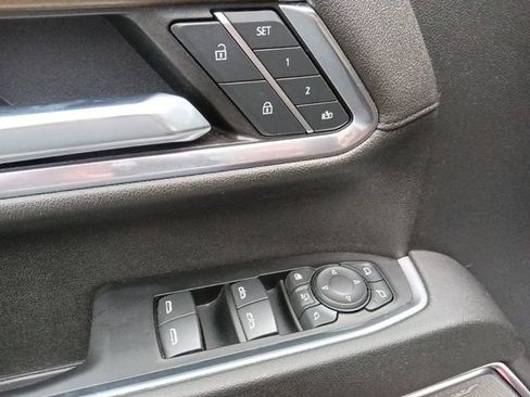 Used 2024 Chevrolet Silverado 2500 High Country w/ High Country Premium Package image 12