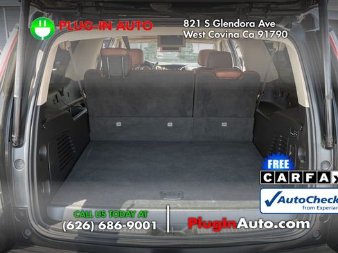 Used 2015 Cadillac Escalade ESV Premium RWD image 14