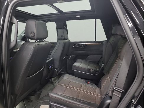 Used 2025 Chevrolet Tahoe High Country w/ Sun And Tow Package AWD/4WD image 9