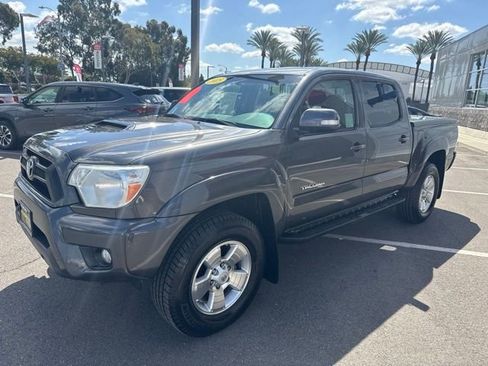 Used 2015 Toyota Tacoma PreRunner w/ TRD Sport Package RWD image 14