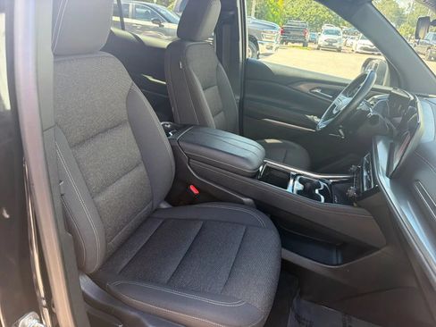 Used 2024 Chevrolet Traverse LT FWD image 20