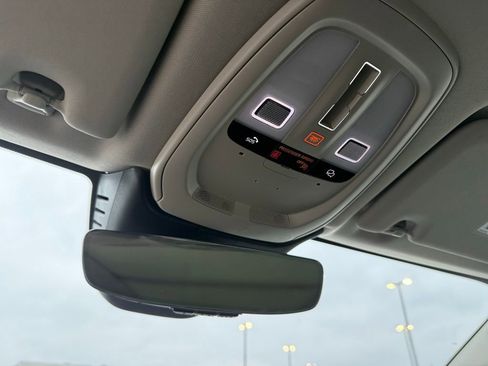 Used 2024 Volvo XC60 B5 Plus image 22