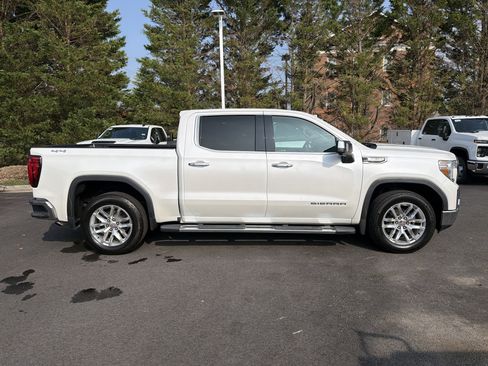 Used 2019 GMC Sierra 1500 SLT w/ SLT Premium Plus Package AWD/4WD image 11
