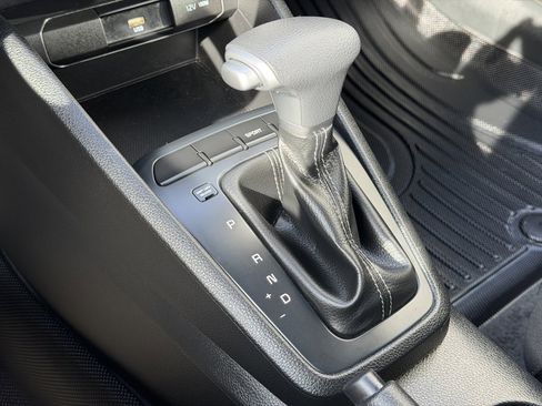 Used 2023 Kia Rio S image 16