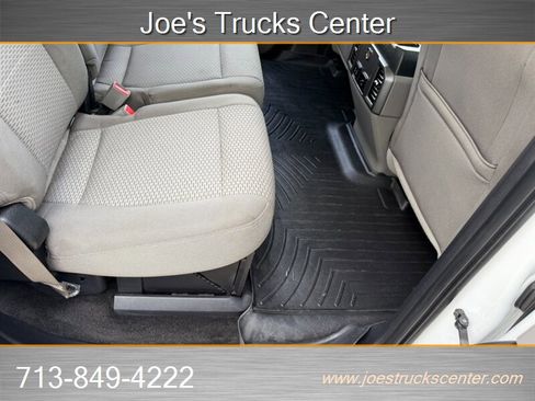 Used 2017 Ford F250 XLT w/ XLT Premium Package AWD/4WD image 33