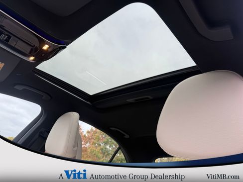 Used 2025 Mercedes-Benz C 300 4MATIC Sedan image 18