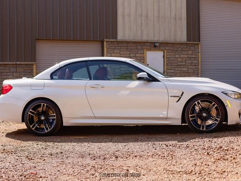 Used 2015 BMW M4 Convertible image 31