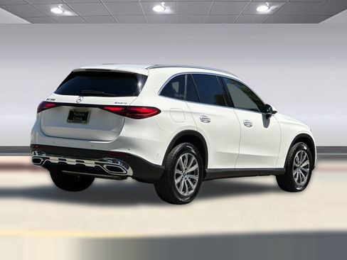 Used 2026 Mercedes-Benz GLC 300 4MATIC image 8