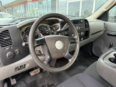 Used 2011 Chevrolet Silverado 3500 W/T image 21