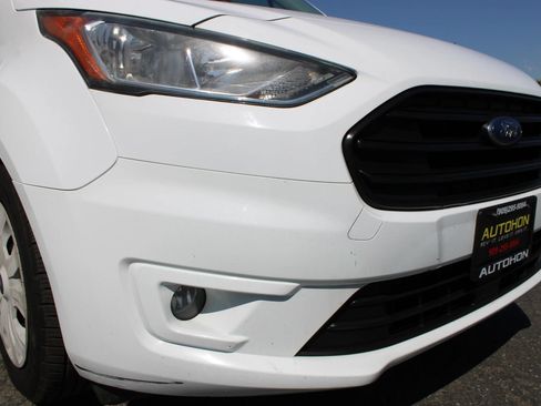 Used 2019 Ford Transit Connect XLT FWD image 5