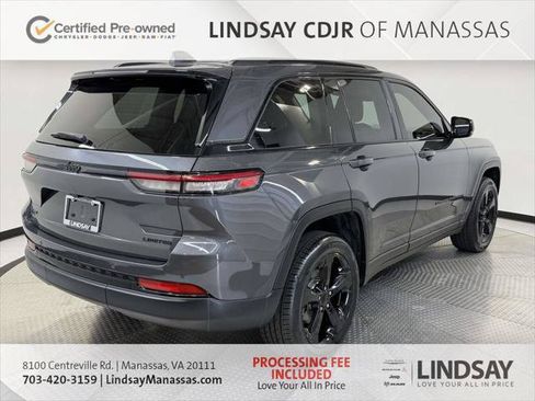 Certified 2023 Jeep Grand Cherokee Limited w/ Black Appearance Package AWD/4WD image 9