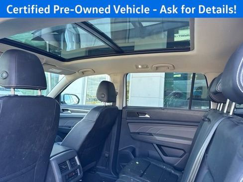 Certified 2023 Volkswagen Atlas SE w/ Panoramic Sunroof Package AWD/4WD image 19