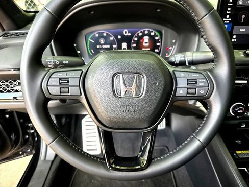 Used 2025 Honda Accord Sport image 10
