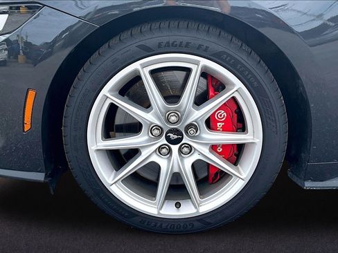 Used 2024 Ford Mustang GT Premium RWD image 9