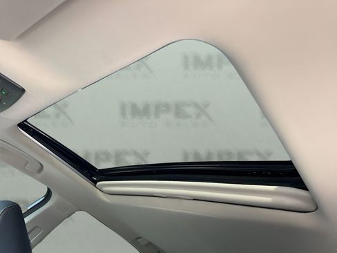 Used 2023 Nissan Altima 2.5 SR w/ SR Premium Package image 11